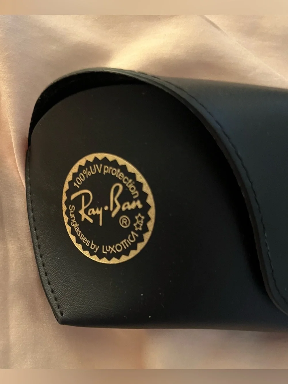 Ray Bans Men’s Black Sunglasses Case - Classic Snap Closure